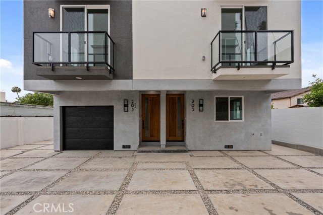201 S Westlake Ave, Los Angeles CA: https://media.crmls.org/medias/bbaaf003-a453-41c1-bb5b-170f76466b66.jpg