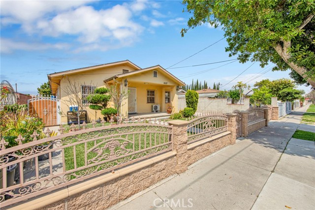 8127 Emerson Place, Rosemead CA: https://media.crmls.org/medias/bbad23db-2cfb-4376-80ab-96ee5ed6b326.jpg