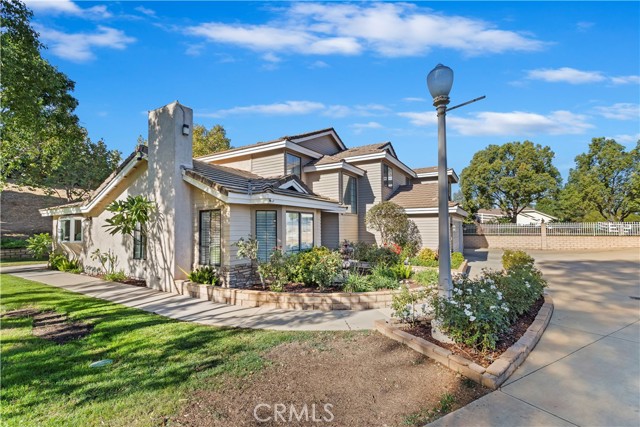 16291 Ringbit Court, Riverside CA: https://media.crmls.org/medias/bbad327c-3f3b-446c-bb79-ca1921f4e315.jpg
