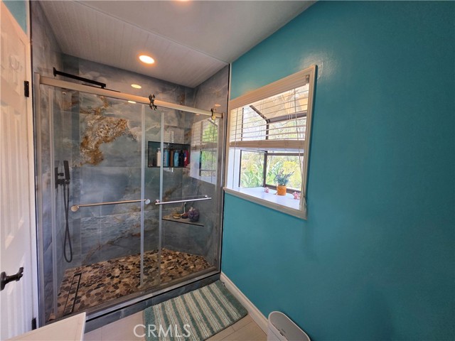 5 Carriage Hill Lane, Laguna Hills CA: https://media.crmls.org/medias/bbae0880-d6d3-4fa4-8e11-2391d52624b3.jpg