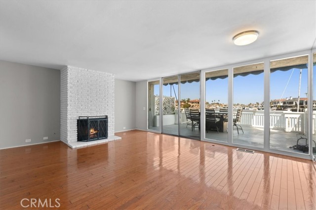 Detail Gallery Image 5 of 38 For 4053 Aladdin Dr, Huntington Beach,  CA 92649 - 3 Beds | 2/1 Baths