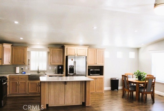 29021 Bouquet Canyon Road, Saugus CA: https://media.crmls.org/medias/bbae6380-5d0a-4c24-aac7-db8d224fe207.jpg