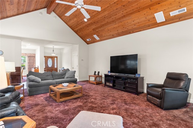 Image 5 of 51 For 13976 Lindbergh