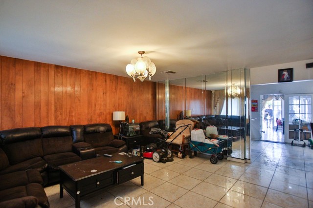 Detail Gallery Image 7 of 31 For 12501 Trask Ave, Garden Grove,  CA 92843 - 5 Beds | 3 Baths