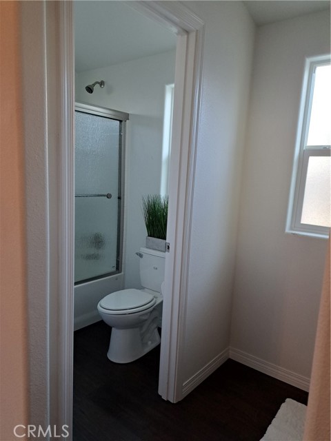 Detail Gallery Image 17 of 31 For 400 E. Arbor St #1,  Long Beach,  CA 90805 - 3 Beds | 2 Baths