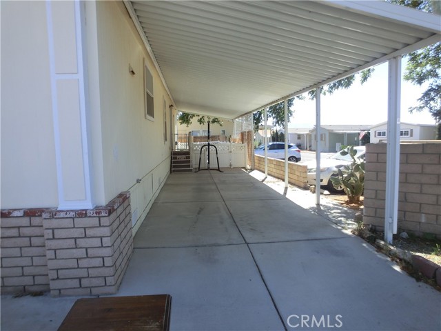 20843 Waalew Road, Apple Valley CA: https://media.crmls.org/medias/bbb03e35-6885-4f9e-97c0-9f7f1c4cfb27.jpg