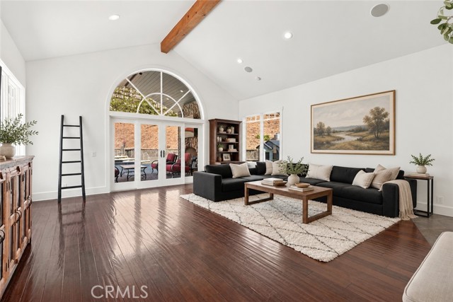 24305 Bridle Trail photo 8