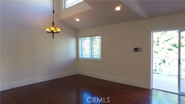 Detail Gallery Image 39 of 75 For 804 N Irena Ave #B,  Redondo Beach,  CA 90277 - 3 Beds | 2/1 Baths