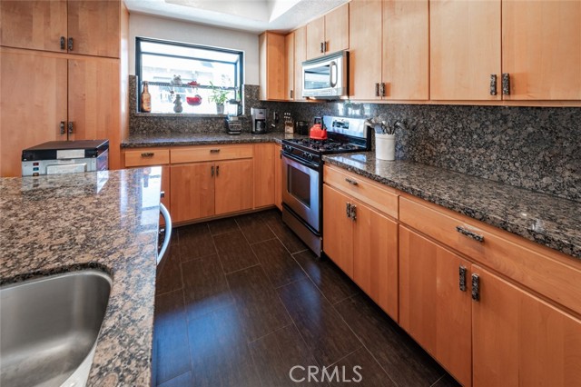 2110 Vanderbilt Lane, Redondo Beach, California 90278, 2 Bedrooms Bedrooms, ,2 BathroomsBathrooms,Residential,Sold,Vanderbilt,PV21255793