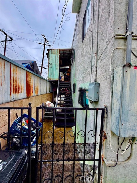 Detail Gallery Image 24 of 28 For 1454 E 50th, Los Angeles,  CA 90011 - – Beds | – Baths