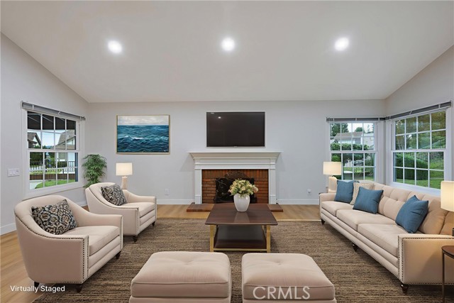 Another decorating option for the living room