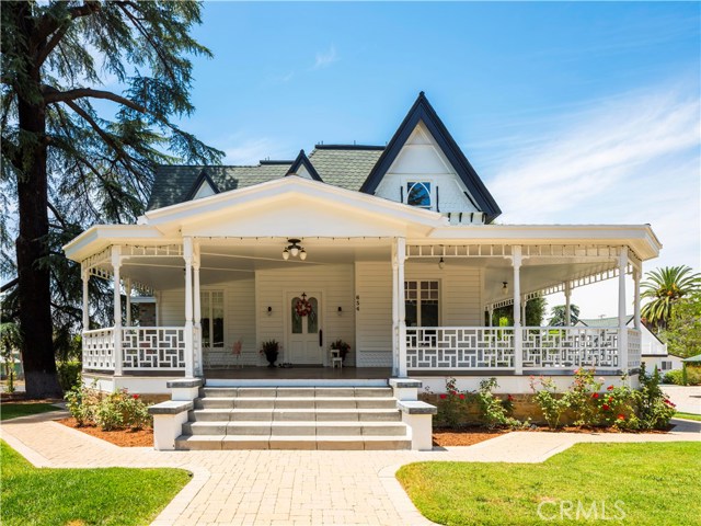 Photo of 654 W Highland Avenue, Redlands, CA 92373