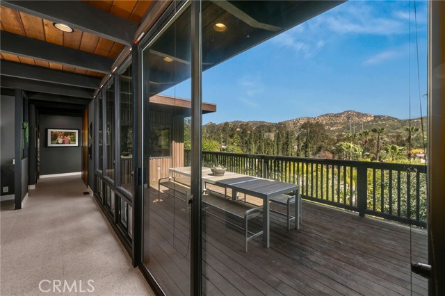 Detail Gallery Image 10 of 48 For 780 Singing Vista, El Cajon,  CA 92019 - 4 Beds | 3/1 Baths