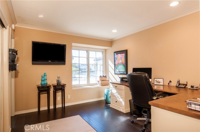 4th bedroom has been converted to useful office with built in desk and drawers!