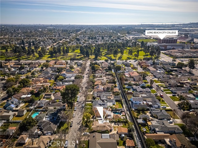 4201 Heather Road, Long Beach, California 90808, 2 Bedrooms Bedrooms, ,2 BathroomsBathrooms,Single Family Residence,For Sale,Heather,OC25036460