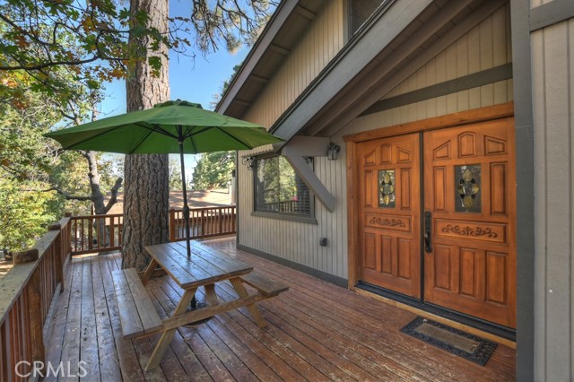 Detail Gallery Image 5 of 33 For 843 Maple Ln, Sugarloaf,  CA 92386 - 3 Beds | 2 Baths