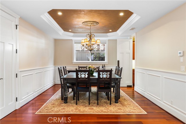 Detail Gallery Image 14 of 71 For 1314 19th St, Manhattan Beach,  CA 90266 - 5 Beds | 4/2 Baths
