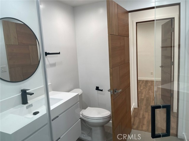 Detail Gallery Image 10 of 11 For 10053 Babbitt Ave, Northridge,  CA 91325 - 1 Beds | 1 Baths