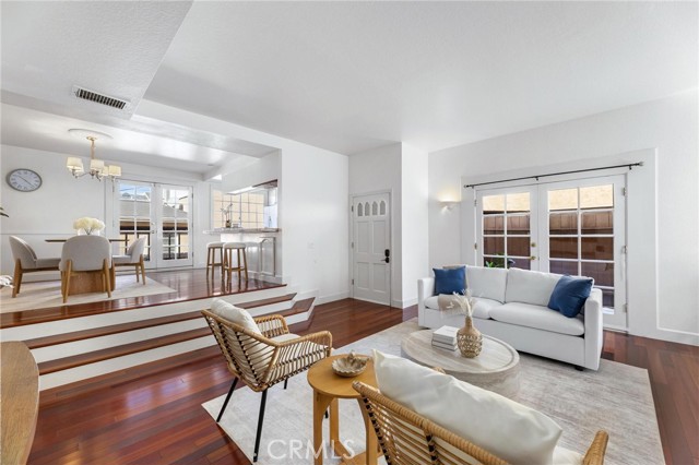 1515 Artesia, Manhattan Beach, California 90266, 2 Bedrooms Bedrooms, ,3 BathroomsBathrooms,Residential,For Sale,Artesia,SB25277352 1515 Artesia, Manhattan Beach, California 90266, 2 Bedrooms Bedrooms, ,3 BathroomsBathrooms,Residential,For Sale,Artesia,SB25277352