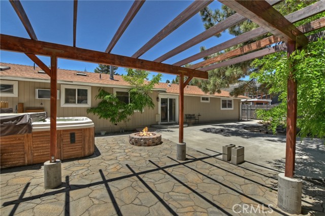 Detail Gallery Image 8 of 50 For 1055 Hugo Ln, Big Bear City,  CA 92314 - 3 Beds | 2 Baths