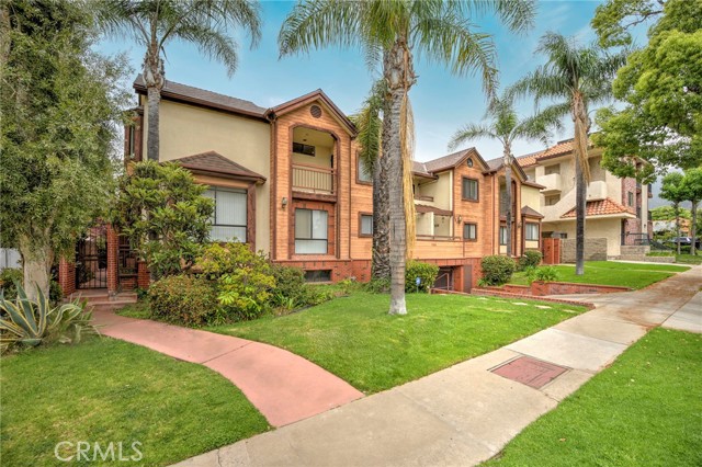 1161 SPAZIER Avenue, Glendale CA: https://media.crmls.org/medias/bbb80a85-ddf6-4913-ba50-b7b3d87ebadb.jpg