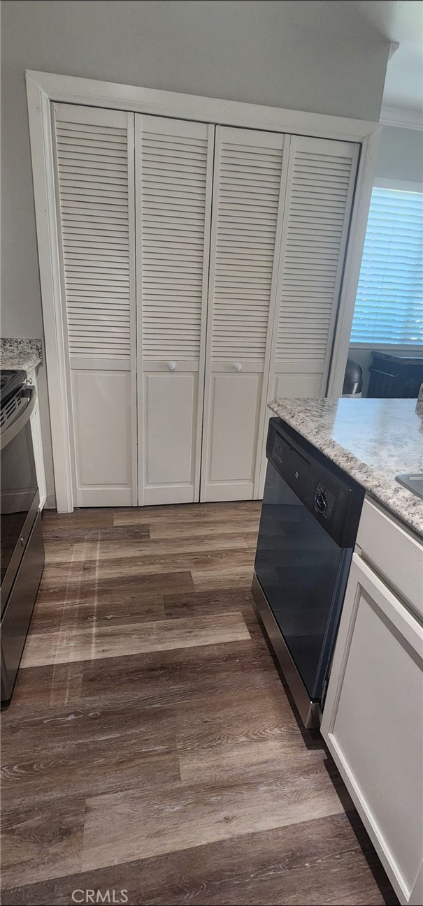 Detail Gallery Image 8 of 29 For 20714 Dot St, Saugus,  CA 91350 - 2 Beds | 1 Baths
