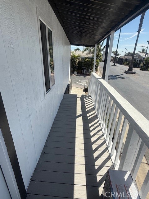 Detail Gallery Image 3 of 23 For 215 S Sullivan Ln #220,  Santa Ana,  CA 92704 - 4 Beds | 2 Baths