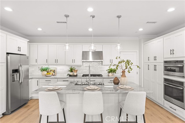 Detail Gallery Image 18 of 63 For 109 Bumblebee, Irvine,  CA 92618 - 4 Beds | 3/1 Baths