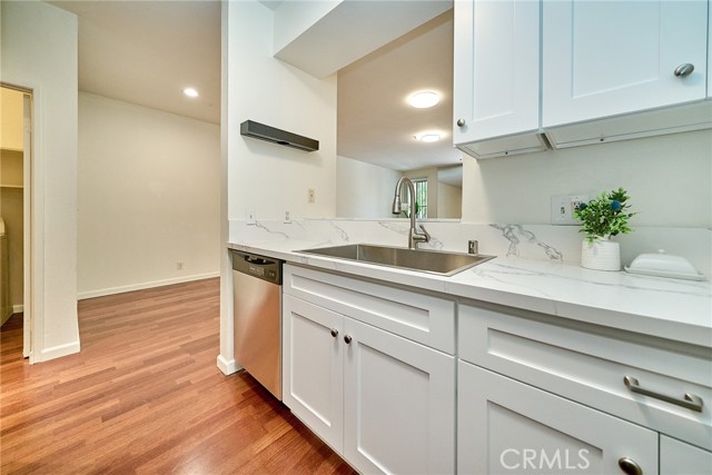 Detail Gallery Image 11 of 16 For 500 S Berendo, Los Angeles,  CA 90020 - 1 Beds | 1 Baths