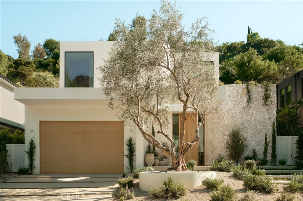 3712 Goodland Avenue