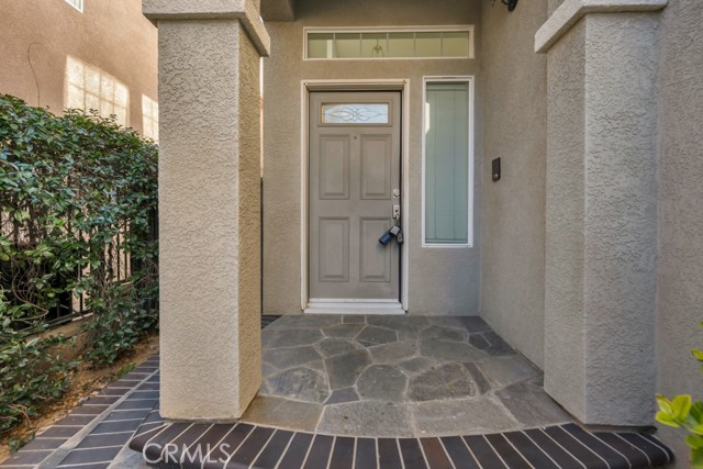 Detail Gallery Image 4 of 43 For 11205 Salerno, Porter Ranch,  CA 91326 - 4 Beds | 3 Baths