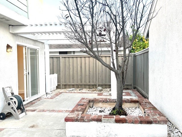 Detail Gallery Image 13 of 26 For 12 Amberleaf, Irvine,  CA 92614 - 3 Beds | 2/1 Baths