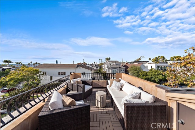 Detail Gallery Image 31 of 34 For 432 Acacia Ave, Corona Del Mar,  CA 92625 - 3 Beds | 3/1 Baths