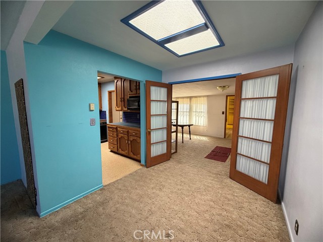 Detail Gallery Image 4 of 36 For 928 Kelly Dr, Barstow,  CA 92311 - 4 Beds | 2 Baths