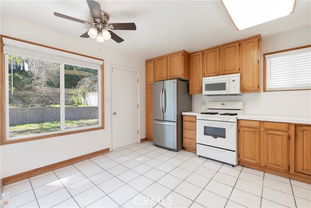3232 Winlock Road, Torrance, California 90505, 2 Bedrooms Bedrooms, ,1 BathroomBathrooms,Residential Lease,Sold,Winlock,SB25053091