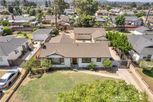2106 E Cortez E Street, West Covina CA: https://media.crmls.org/medias/bbbdc3b6-971e-41ec-8f71-eb3aeeda0db4.jpg