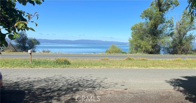 6828 Frontage Road, Lucerne CA: https://media.crmls.org/medias/bbbdc7f9-5096-4447-b434-21ec99442ad6.jpg