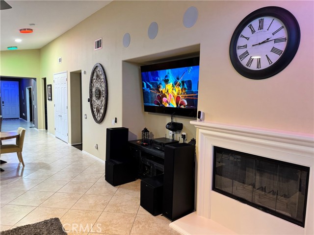 Detail Gallery Image 21 of 52 For 8969 Seal Beach Dr, Hesperia,  CA 92344 - 3 Beds | 3 Baths