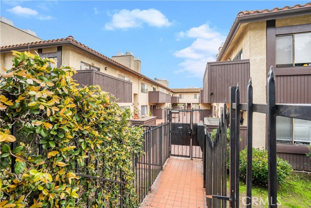 Detail Gallery Image 27 of 28 For 112 N Avenue 66 #4,  Highland Park,  CA 90042 - 2 Beds | 2 Baths