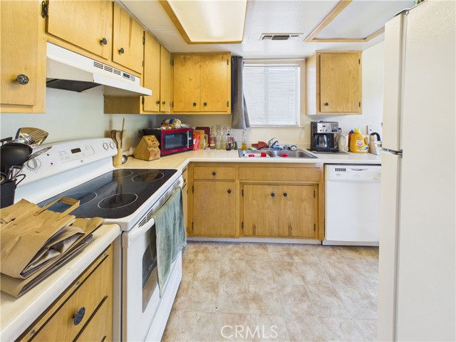 Detail Gallery Image 4 of 35 For 5035 Jones, Mariposa,  CA 95338 - 3 Beds | 2 Baths