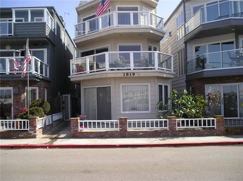 1819 W Bay Ave #A, Newport Beach, CA 92663