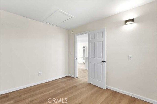 Detail Gallery Image 10 of 17 For 18254 Madrone, Adelanto,  CA 92301 - 6 Beds | 2 Baths