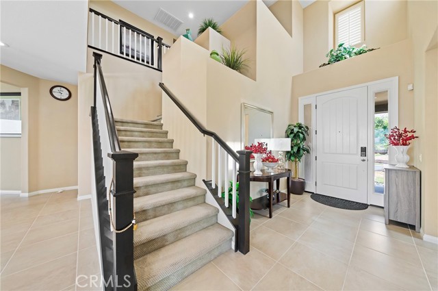 12729 Indian Ocean Drive, Etiwanda CA: https://media.crmls.org/medias/bbc204fc-8b8b-48e6-8d0c-0cc13dd407c0.jpg