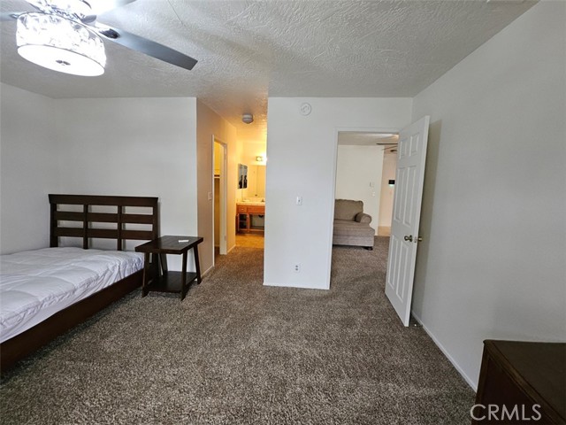 Detail Gallery Image 7 of 16 For 11620 Locust Ln, Apple Valley,  CA 92308 - 2 Beds | 2 Baths