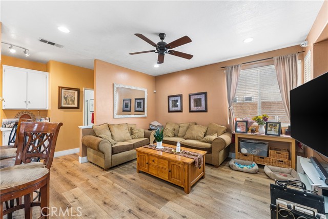 Detail Gallery Image 19 of 50 For 5522 Lighthouse Ln, Palmdale,  CA 93552 - 6 Beds | 3 Baths