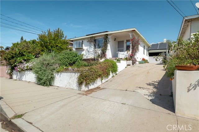MLS# DW23060033
