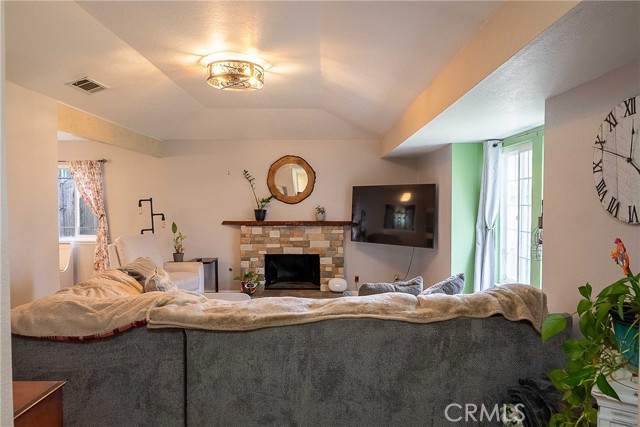 Detail Gallery Image 6 of 44 For 279 Wilson, Santa Maria,  CA 93455 - 3 Beds | 2 Baths