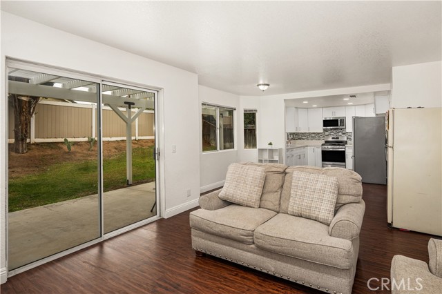 Detail Gallery Image 16 of 39 For 3267 Tyler, Riverside,  CA 92503 - 4 Beds | 3 Baths