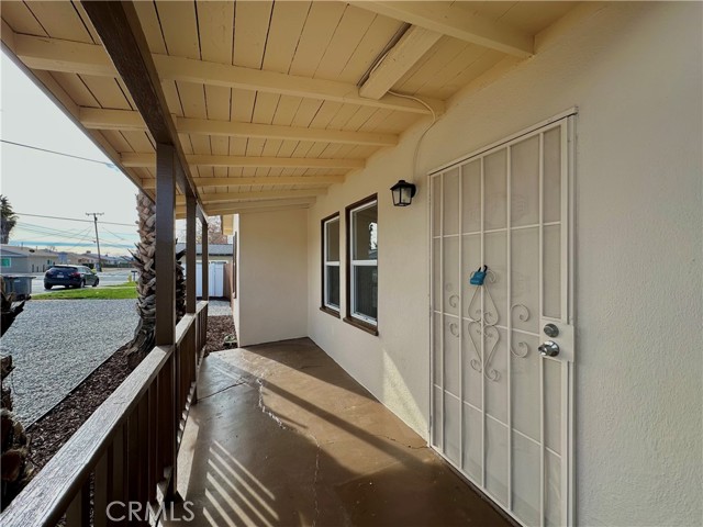 Detail Gallery Image 4 of 27 For 1042 California St, Calimesa,  CA 92320 - 2 Beds | 1 Baths