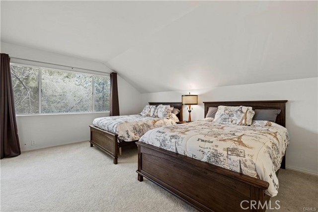 1808 Freeman Drive, Pine Mountain Club CA: https://media.crmls.org/medias/bbc5fc6c-ef0d-474e-82f8-4b93f5d91ced.jpg